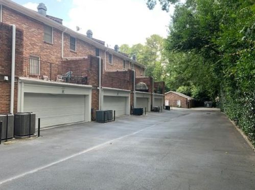 1673 Executive Park Ln, Atlanta GA  30329-3132 exterior
