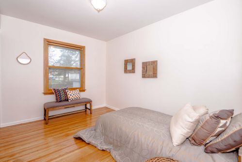 1225 Belmont Ln, Saint Paul MN  55109-3406 exterior