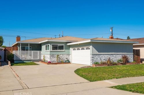 16125 Spinning Ave, Torrance, CA 90504-1536