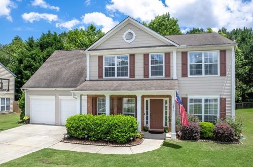 3821 Plantation Mill Dr, Buford, GA 30519-1966