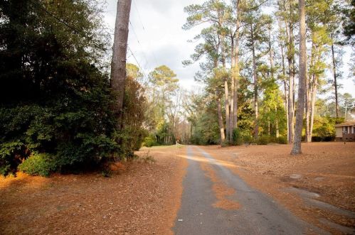 1211 Fairlane Dr, Grange, GA 30434-6123