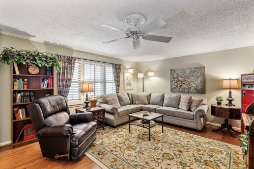 3427 Ashwood Ln, Atlanta GA  30341-4500 exterior