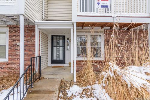 17211 Ford Dr, Denver, CO 80017-3259