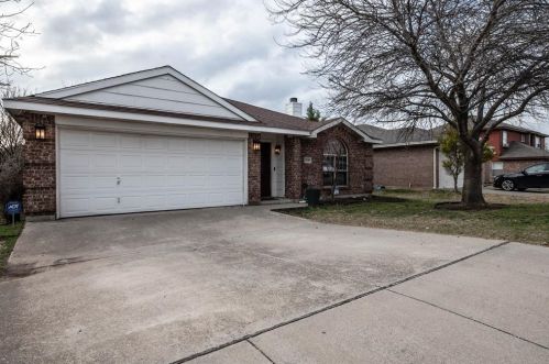 2708 Brea Canyon Rd, Fort Worth, TX 76108-4984