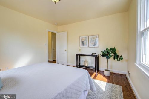 10002 Portland Pl, Silver Spring MD 20901-2116 exterior