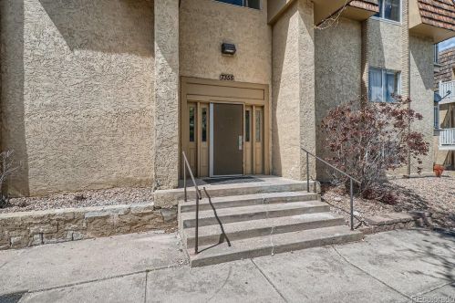 7355 Quincy Ave, Denver, CO 80237-2368
