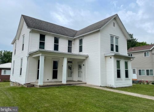 46 Ormand St, Frostburg, MD 21532-1650