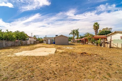 5036 Rutile St, Riverside CA  92509-3593 exterior