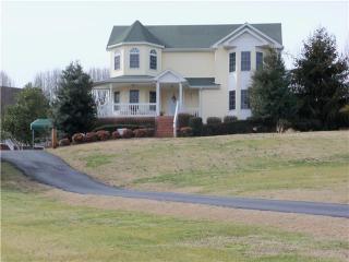 230 Bankshire Rd, Beechgrove, TN 37018-3824