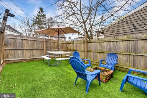27 Old Dorwart St, Lancaster PA  17603-3647 exterior