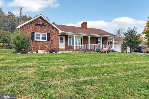 2345 Carlisle Pike, Hanover PA  17331-8777 exterior