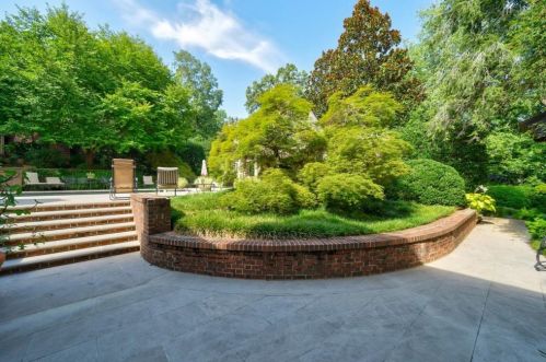 1227 Brookhaven Dr, Atlanta GA  30319-3105 exterior