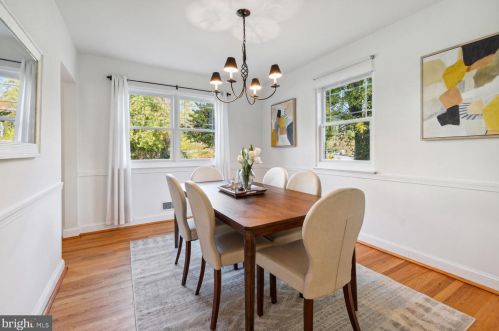 815 Davis Ave, Silver Spring MD 20912-6472 exterior