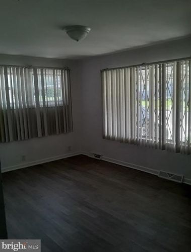 413 Sheppard Ave, Runnemede, NJ 08078-1524