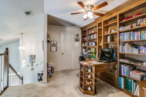 1421 Carver Ln, Irving TX  75061-3908 exterior