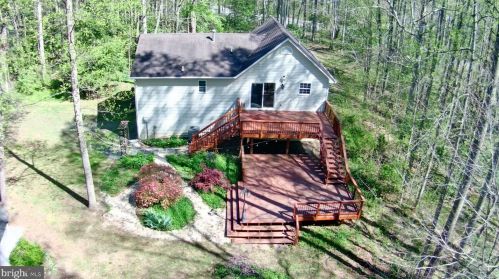 13329 Countyline Church Rd, Woodford, VA 22580-2107
