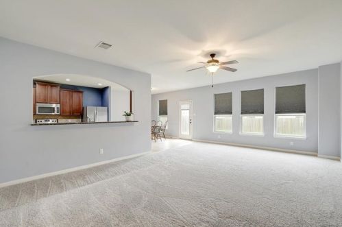 1689 Breanna Ln, Uhland TX  78640-9337 exterior