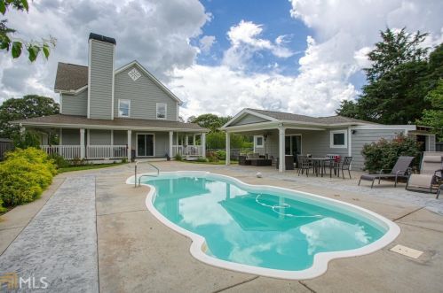 2545 Hickory Level Rd, Villa Rica, GA 30180-4821