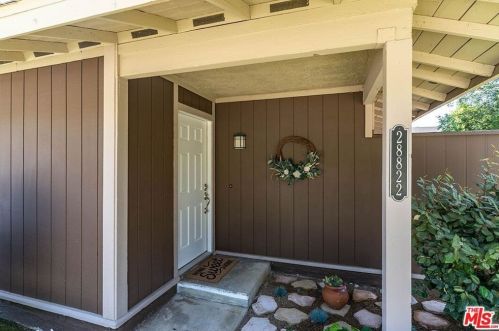 28822 Conejo View Dr, Calabasas, CA 91301-3367
