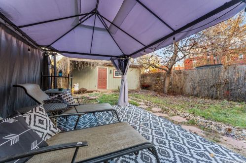 2318 Ogden St, Denver CO  80205-5137 exterior