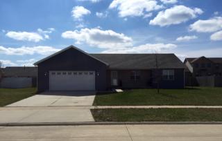 305 Robert Dr, Fisher, IL 61843-9552