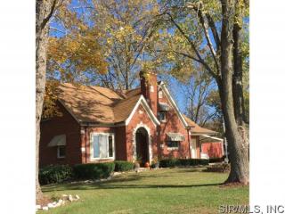 6823 Renken Rd, Moro, IL 62067-1253