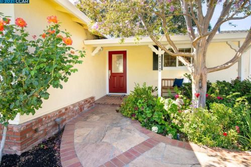 3979 Majestic Dr, Concord, CA 94519-1213