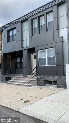 2647 2nd St, Philadelphia, PA 19148-3432