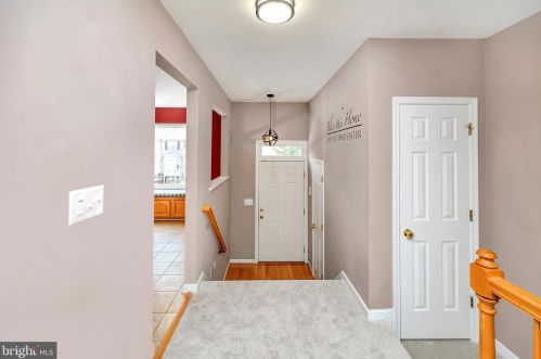 310 Crossing Rd, Fredericksburg, VA 22406-7830