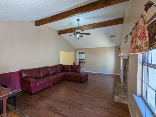 579 Locust Rd, Locust Grove, GA 30248-4530