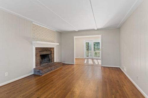325 Hunters Gln Ct, Atlanta GA  30328-1710 exterior
