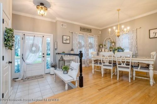 106 High St, Tinton Falls NJ 07724-3424 exterior