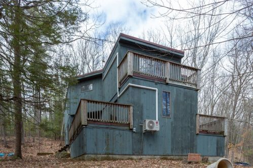 23 Colonel Wilkins Rd, Amherst, NH 03031-3060