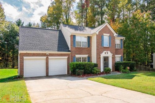 1553 Woodmore Dr, Marietta, GA 30008-7632