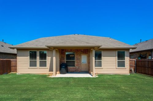 128 Creek Terrace Dr, Fort Worth TX  76131-3146 exterior