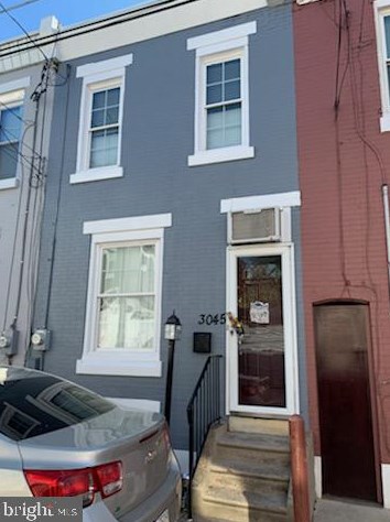 3045 Coral St, Philadelphia, PA 19134-3724