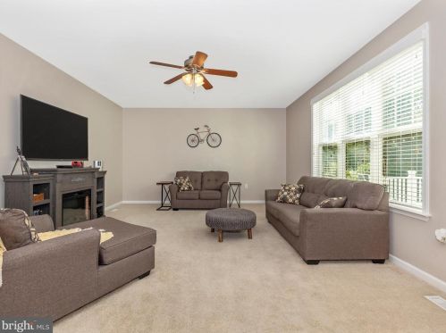788 Rivanna Run, Falling Waters WV  25419-4293 exterior