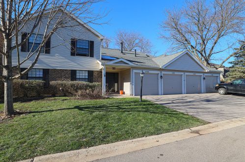 5132 Coventry Ln, Gurnee, IL 60031-1837