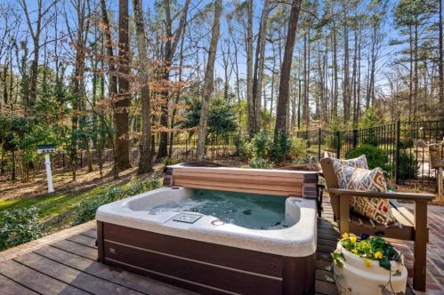 8265 Hewlett Rd, Atlanta GA  30350-3503 exterior