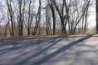 1100 Pine Glen Rd, Staunton, VA 24401-1857