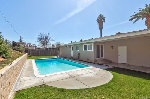 11149 Arlington Ave, Riverside CA  92505-2148 exterior