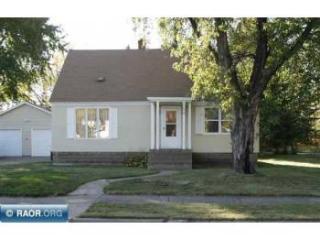 3825 3rd Ave, Hibbing, MN 55746-2914
