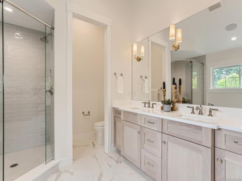 2644 Jasmine St, Denver CO  80222-6317 exterior