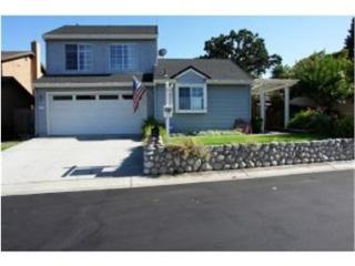 1636 Brentwood Ln, Gilroy, CA 95020-7429