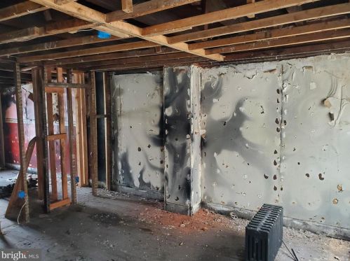 908 12 St, Philadelphia PA 19123-1103 exterior