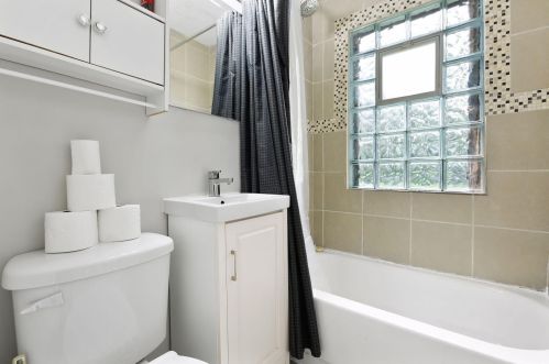 2244 Hillview Rd, Saint Paul MN  55112-1268 exterior