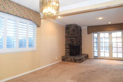 915 Hilda St, Anaheim CA  92806-4844 exterior