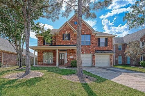 3110 Chappelwood Dr, Pearland, TX 77584-3097