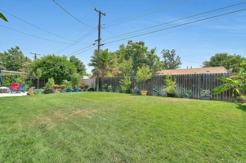 4046 Columbia Ave, Riverside CA  92501-1526 exterior