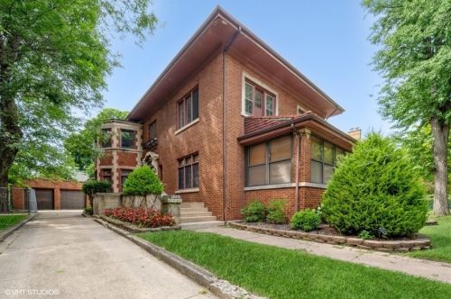 6920 Constance Ave, Chicago, IL 60649-1508